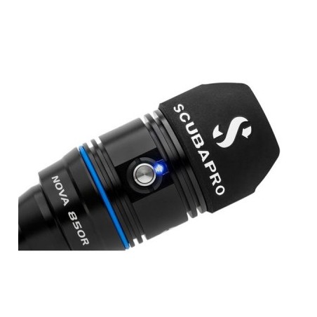 Sortie en 2024 Lampe Scubapro Nova 850R Wide